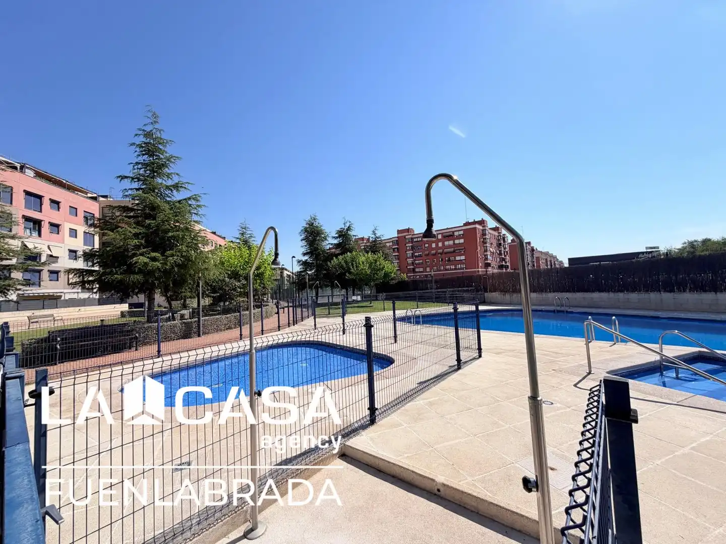 Piscina de Piso en venta en Fuenlabrada con Aire acondicionado, Trastero y Piscina