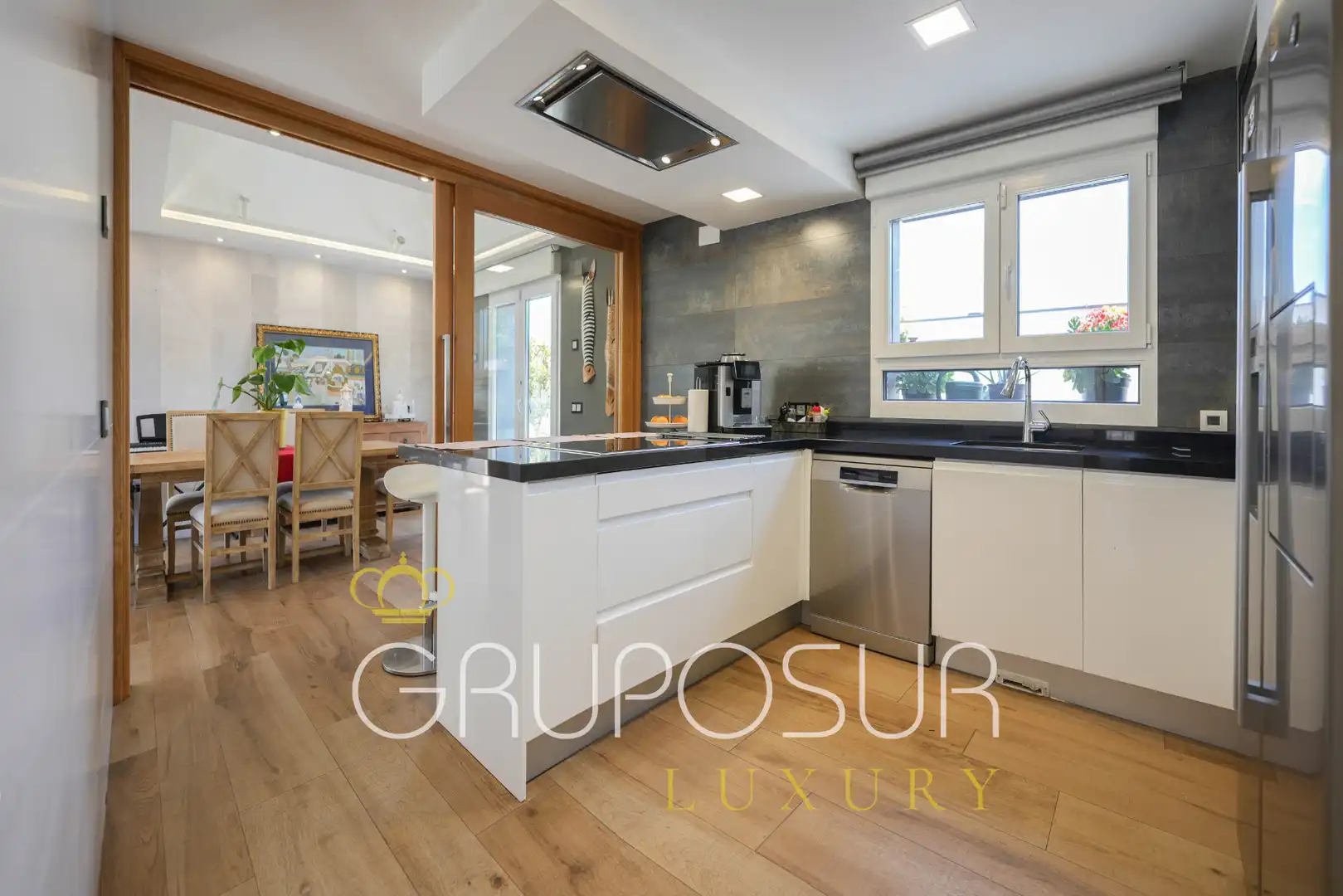 Cocina de Casa o chalet en venta en Valladolid con Aire acondicionado, Calefacción y Jardín privado