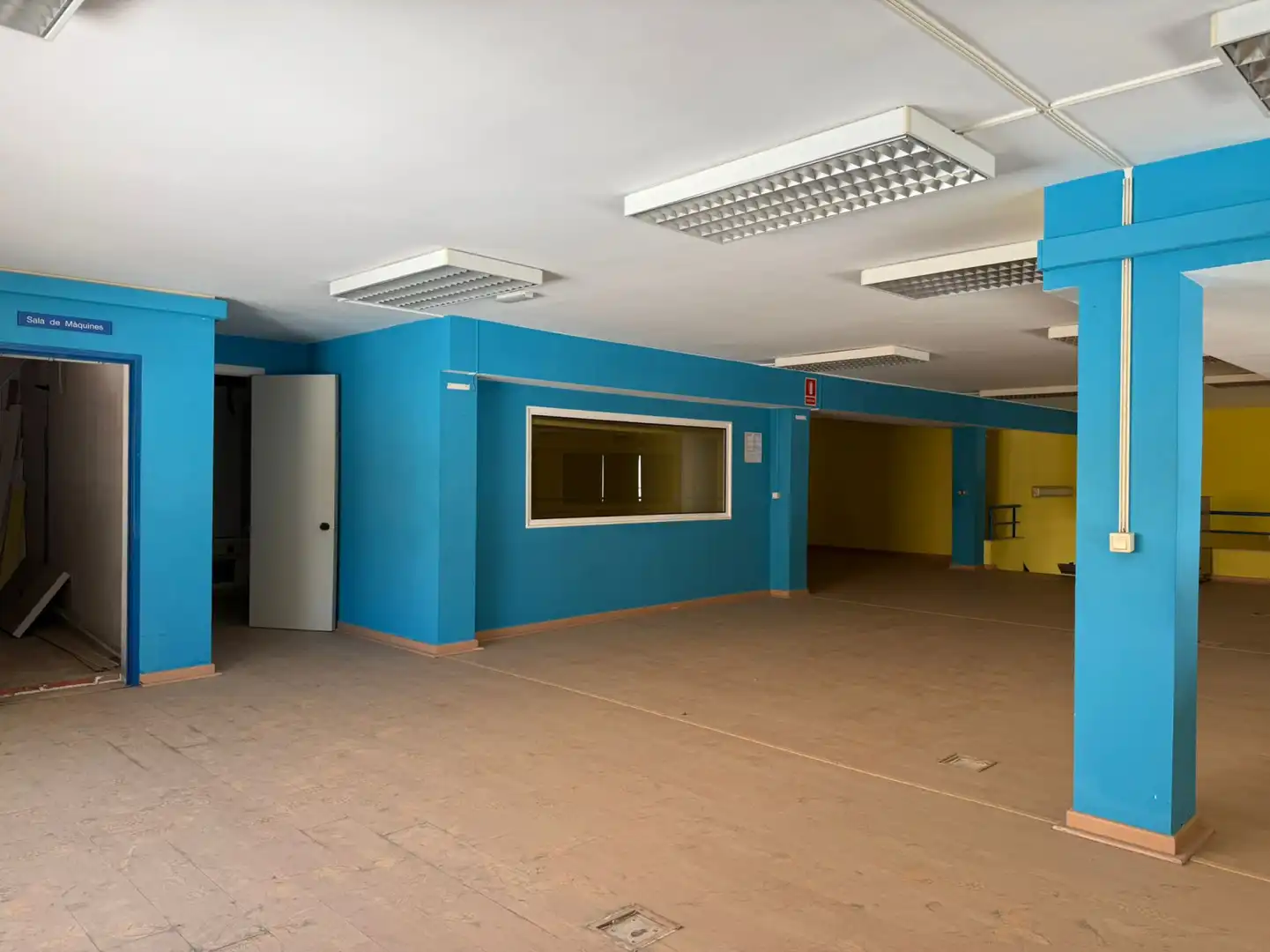 Business premises for sale in Vilanova i la Geltrú - Rambla Exposició, imagen 27