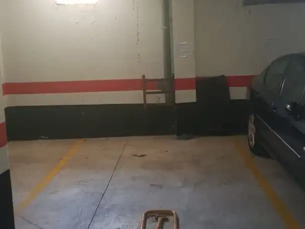 Parkplatz von Garage zur Miete in Vélez-Málaga