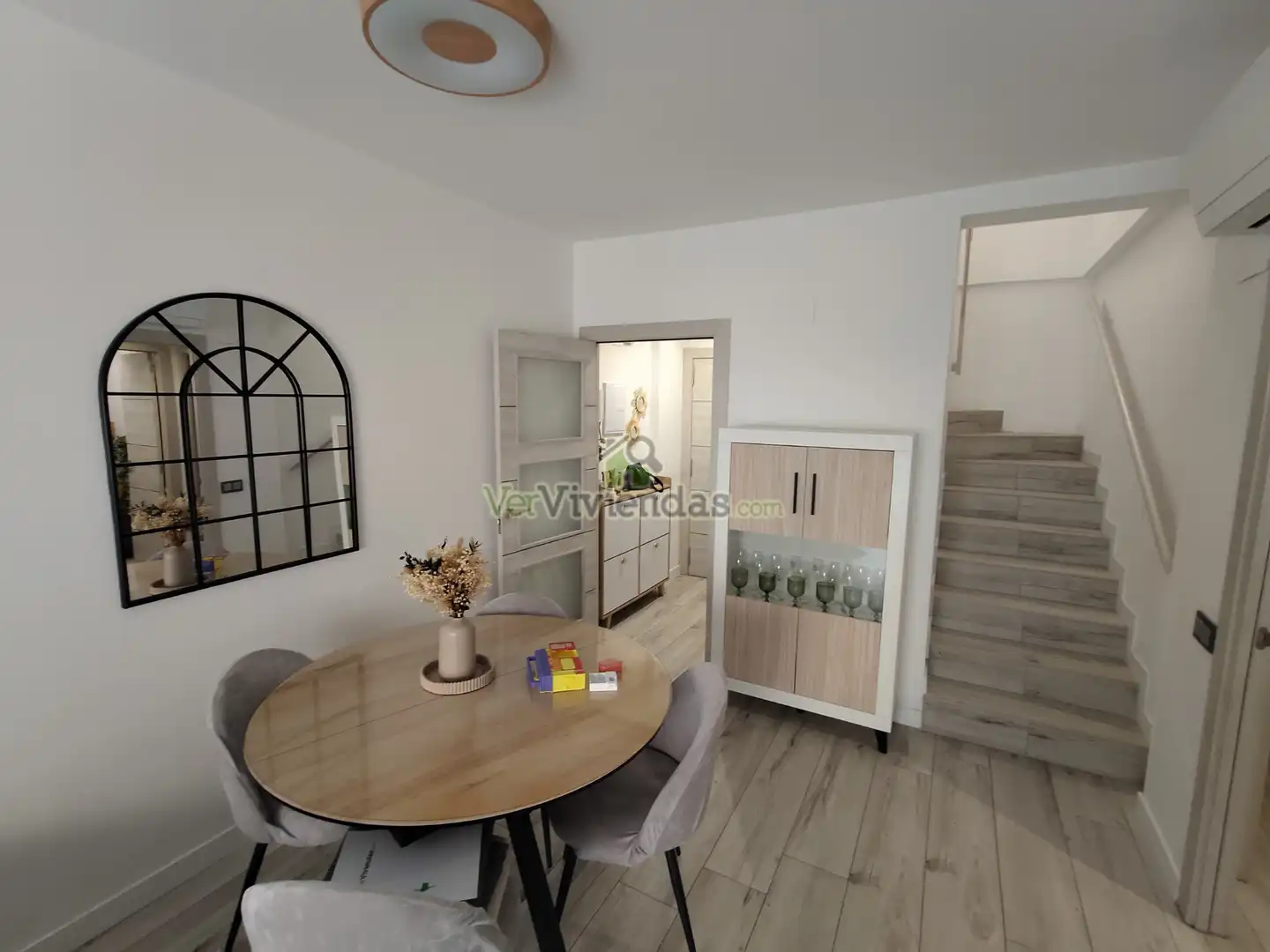 Dining room of Duplexes for sale in Terrassa  with Air Conditioner, Heating and Parquet flooring