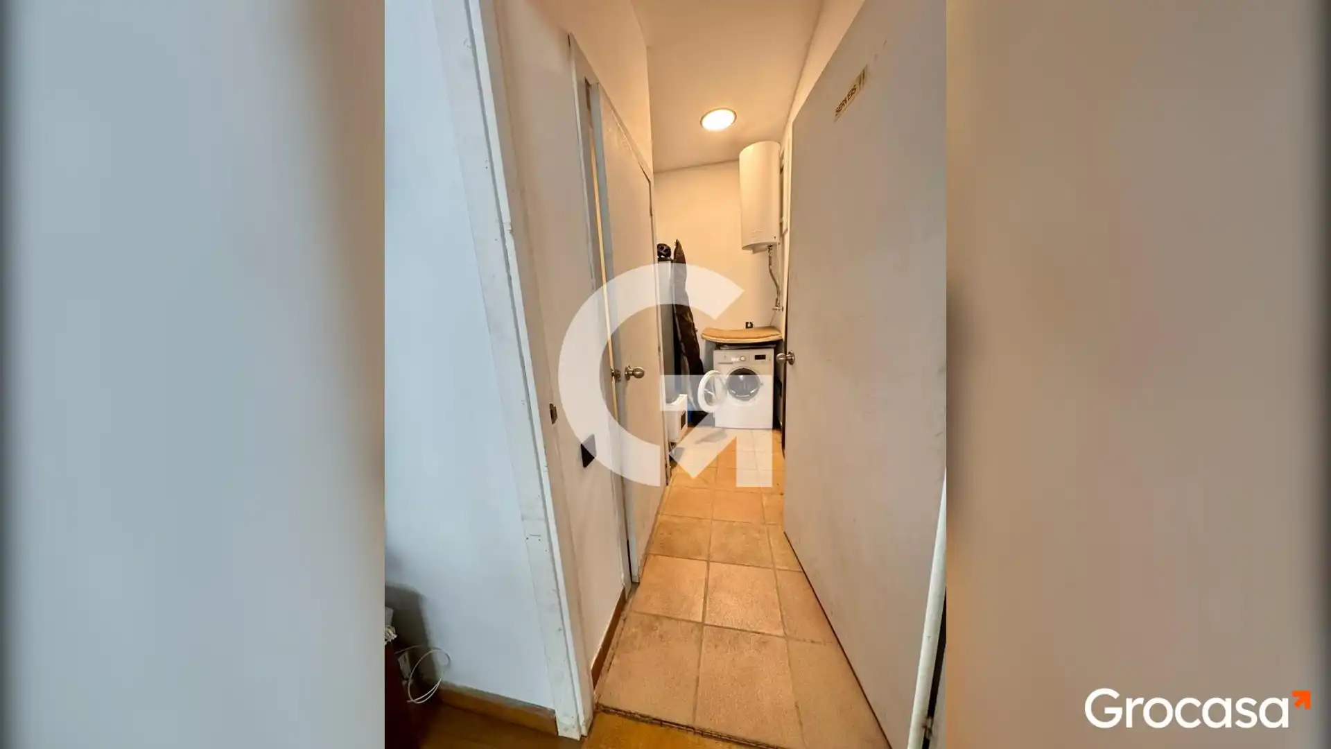 Loft zum Verkauf in Rubí mit Klimaanlage, Abstellraum und Ofen