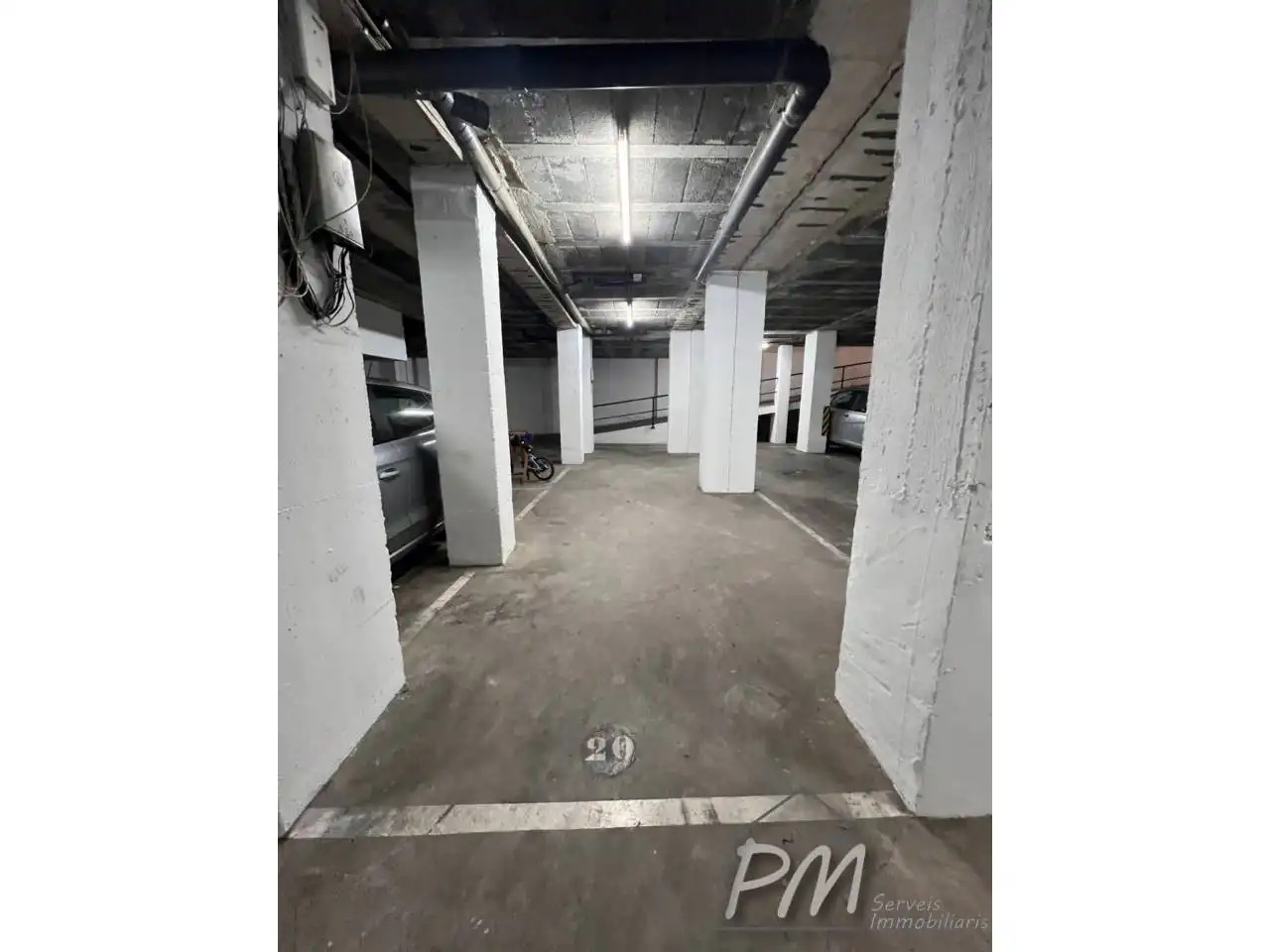 Parking of Garage for rent in Girona