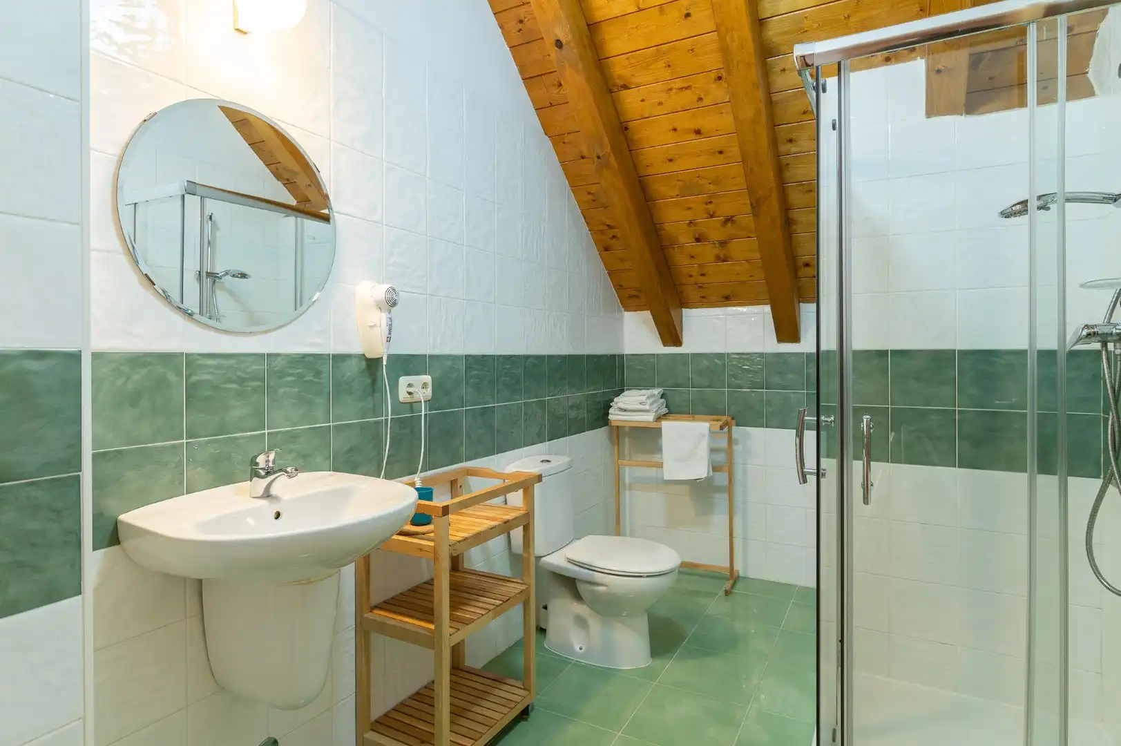 Baño de Casa o chalet en venta en Aribe con Calefacción, Jardín privado y Parquet