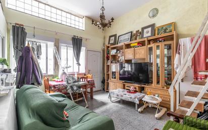 Living room of Flat for sale in  Madrid Capital