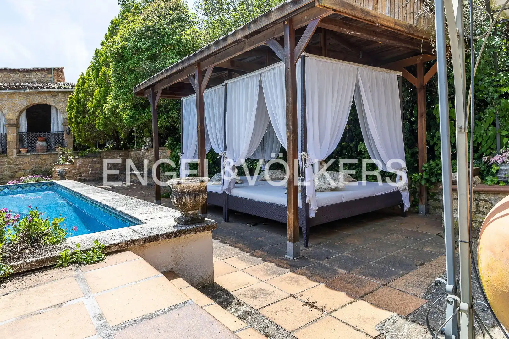 Casa rústica con jardín en venta en El Bruc, imagen 5