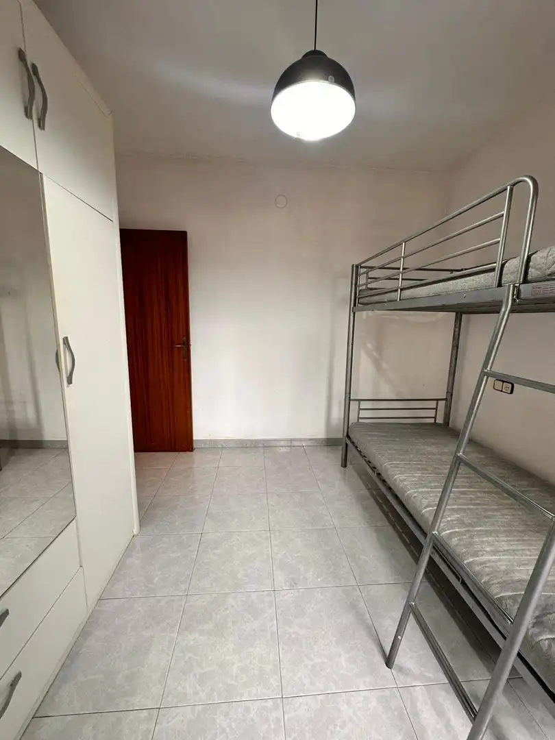 Dormitori de Pis en venda en Sabadell