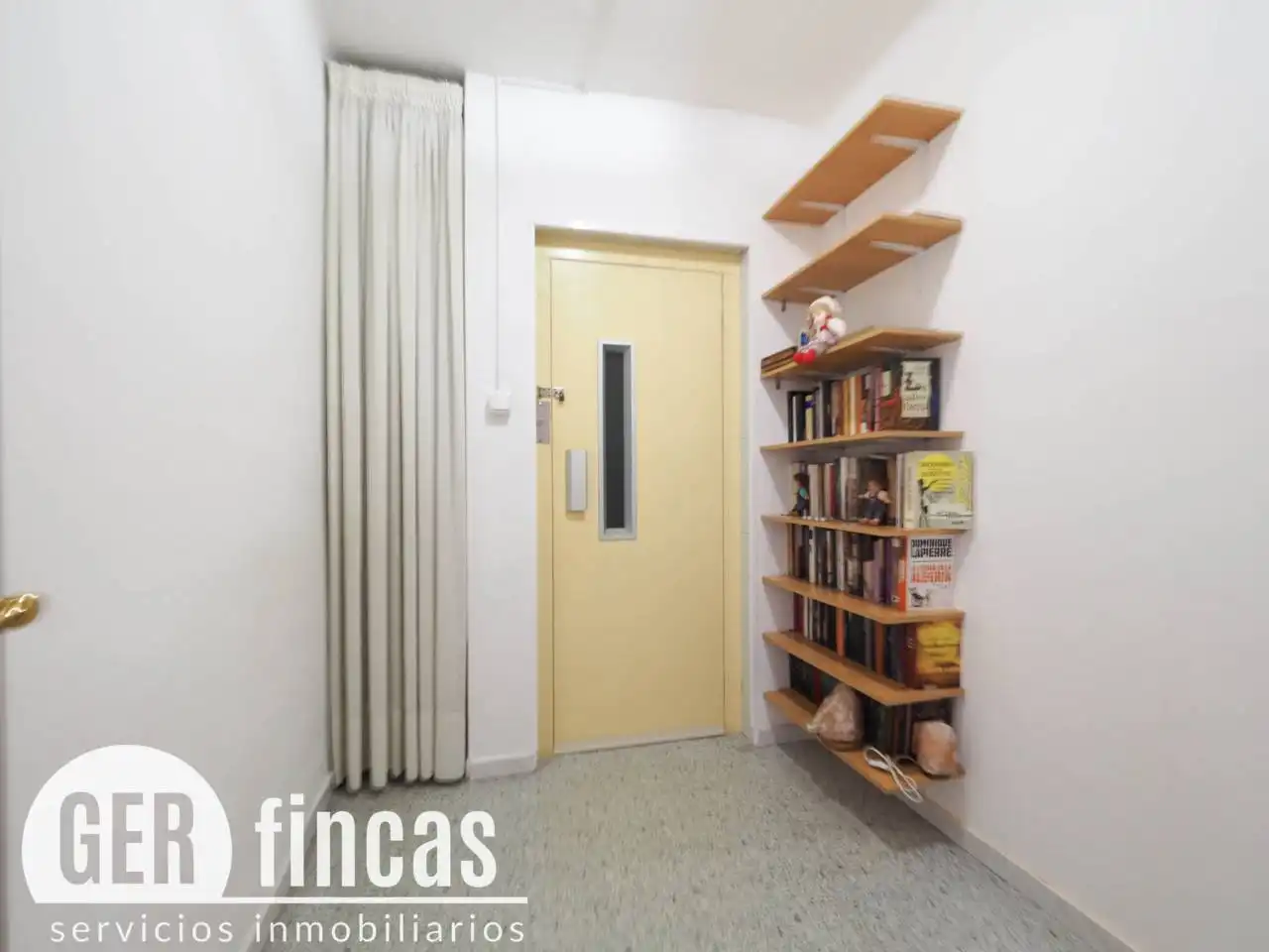 House for sale in Calle Flandes, imagen 30