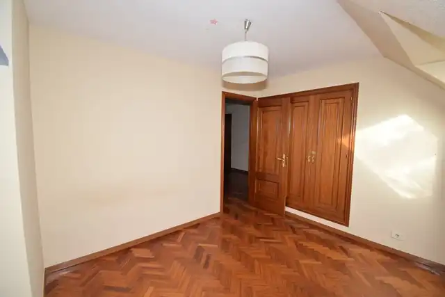 Habitación de Dúplex en venta en A Coruña Capital  con Calefacción, Parquet y Horno