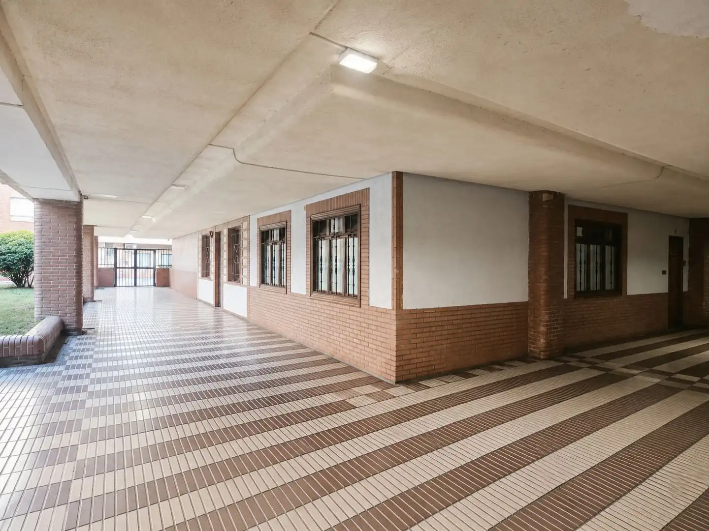Local comercial en venta en Las Arenas, imagen 4