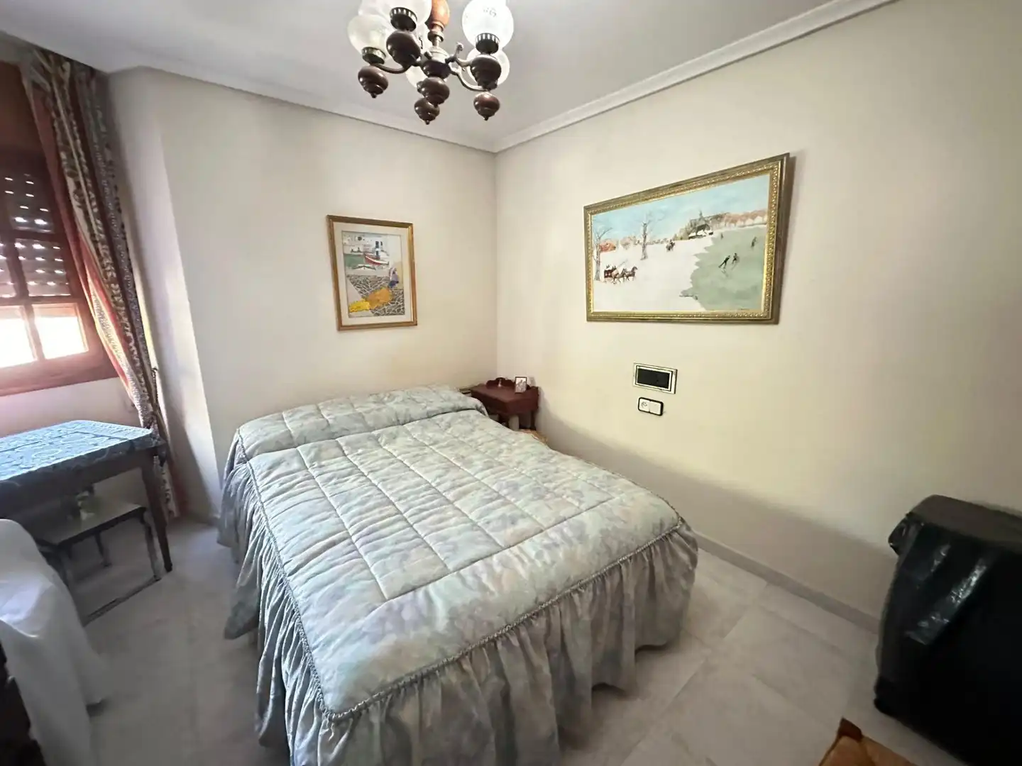 Dormitori de Casa o xalet en venda en Alicante / Alacant amb Jardí privat, Terrassa i Traster