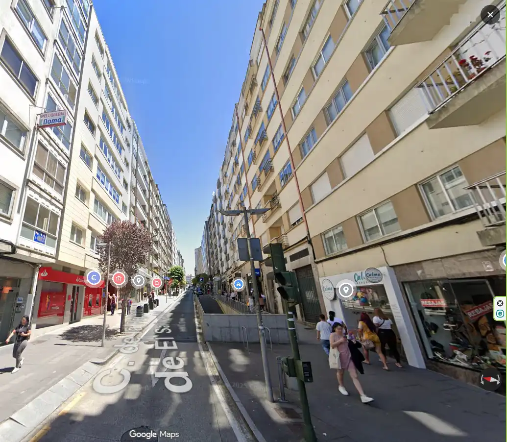 Exterior view of Apartments for sale in Santiago de Compostela   with Heating and Furnished