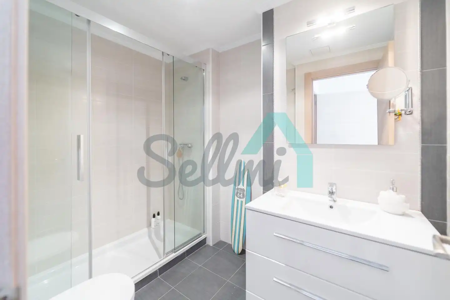 Bathroom of Flat for sale in Castropol  with Heating, Storage room and Furnished