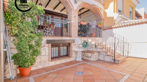Foto 5 de Casa adosada en venta en La Zubia Ciudad, La Zubia