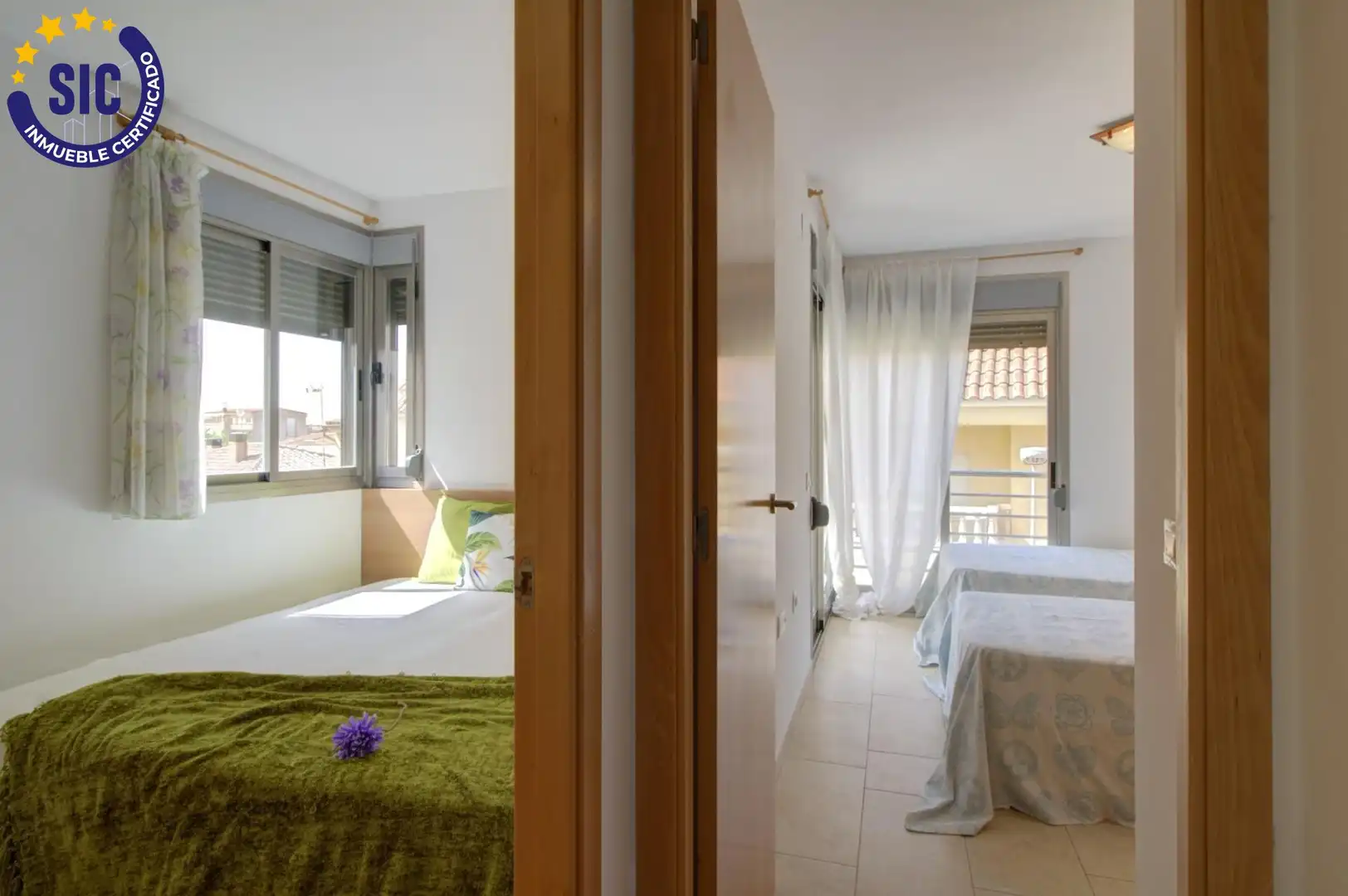 Habitación de Casa adosada en venta en Chilches / Xilxes con Jardín privado, Terraza y Amueblado