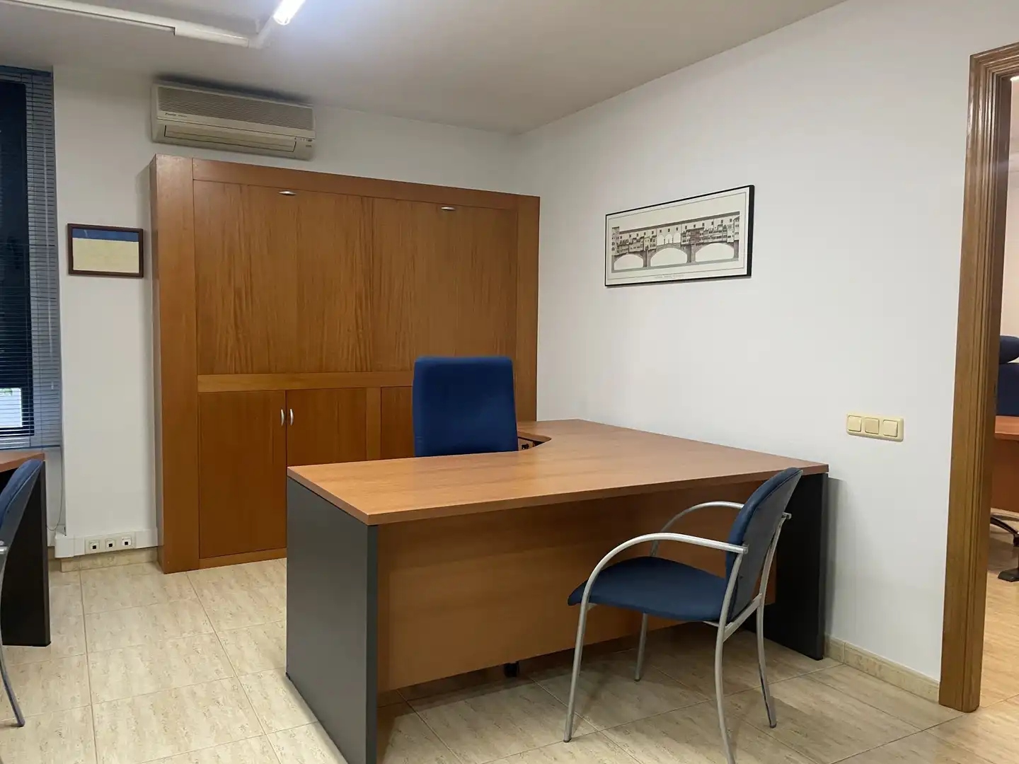 Büro zum Verkauf in Ontinyent mit Klimaanlage