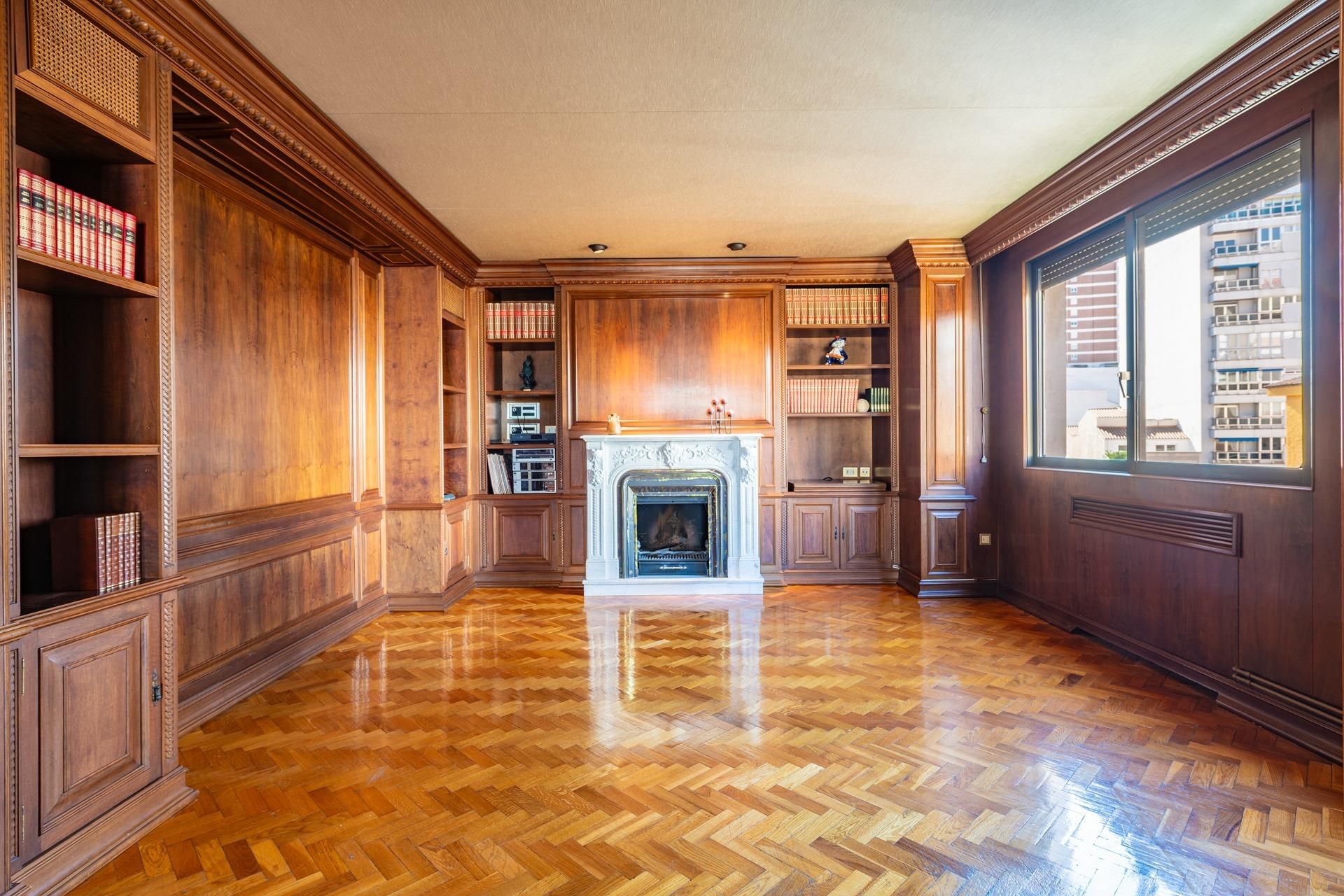Sala d'estar de Pis en venda en Castellón de la Plana / Castelló de la Plana amb Aire condicionat, Calefacció i Parquet
