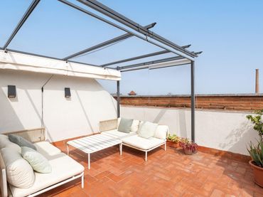 Penthouse mit Balkon zum Verkauf in Eixample