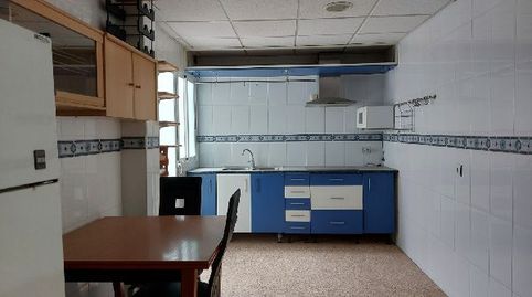 Foto 3 de Piso en venta en Petrer, Alicante