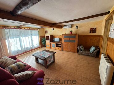 Appartamento con balcone in affitto a C. Olleros