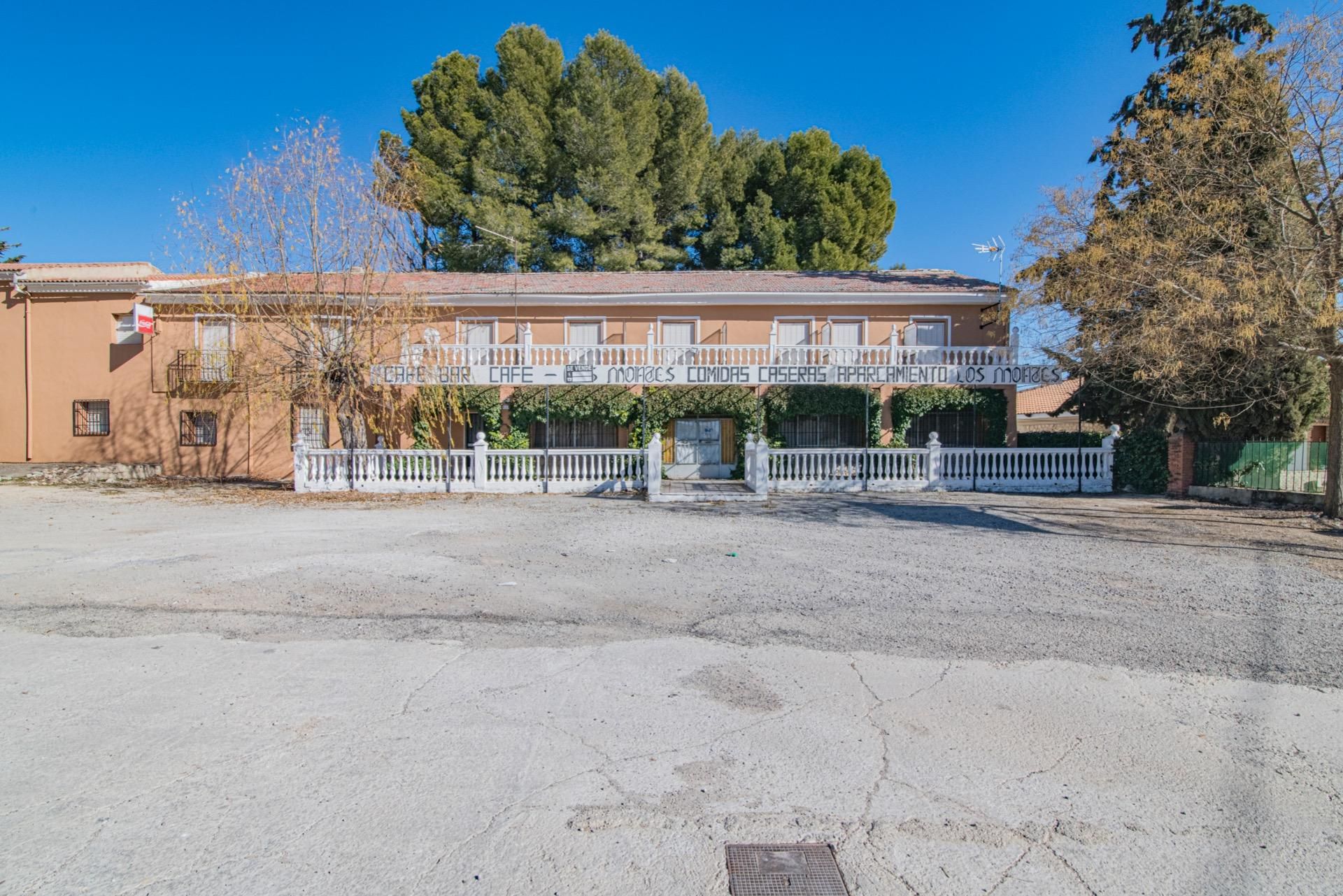 Building for sale in Carretera HUELMA, 66, Montejícar