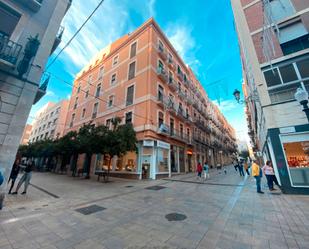 Vista exterior de Apartament de lloguer en  Tarragona Capital amb Aire condicionat i Balcó