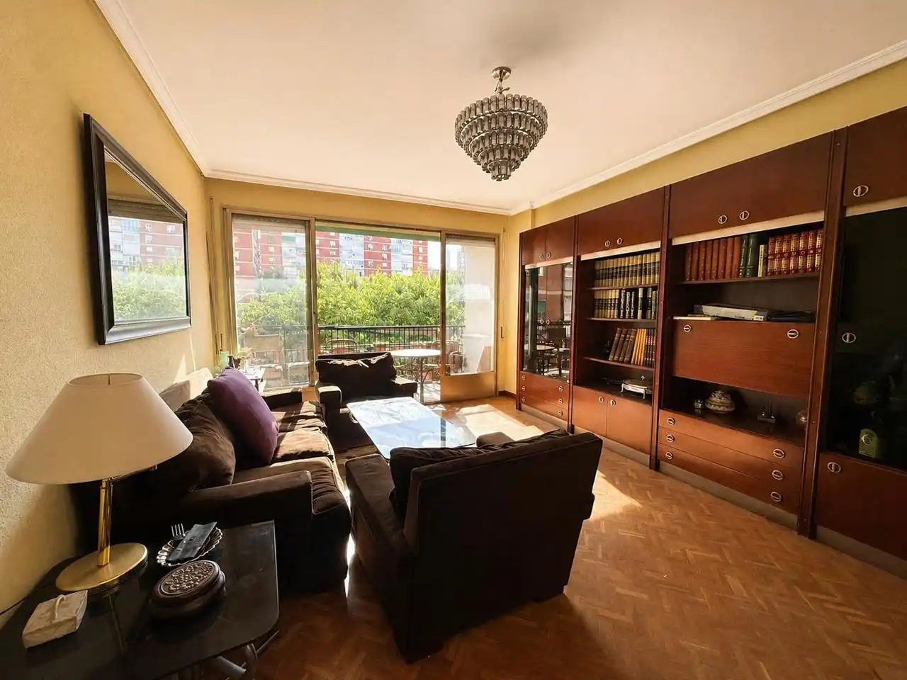Sala de estar de Piso en venta en Madrid con Parquet y Terraza