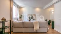 Sala d'estar de Pis en venda en  Madrid Capital amb Aire condicionat i Calefacció