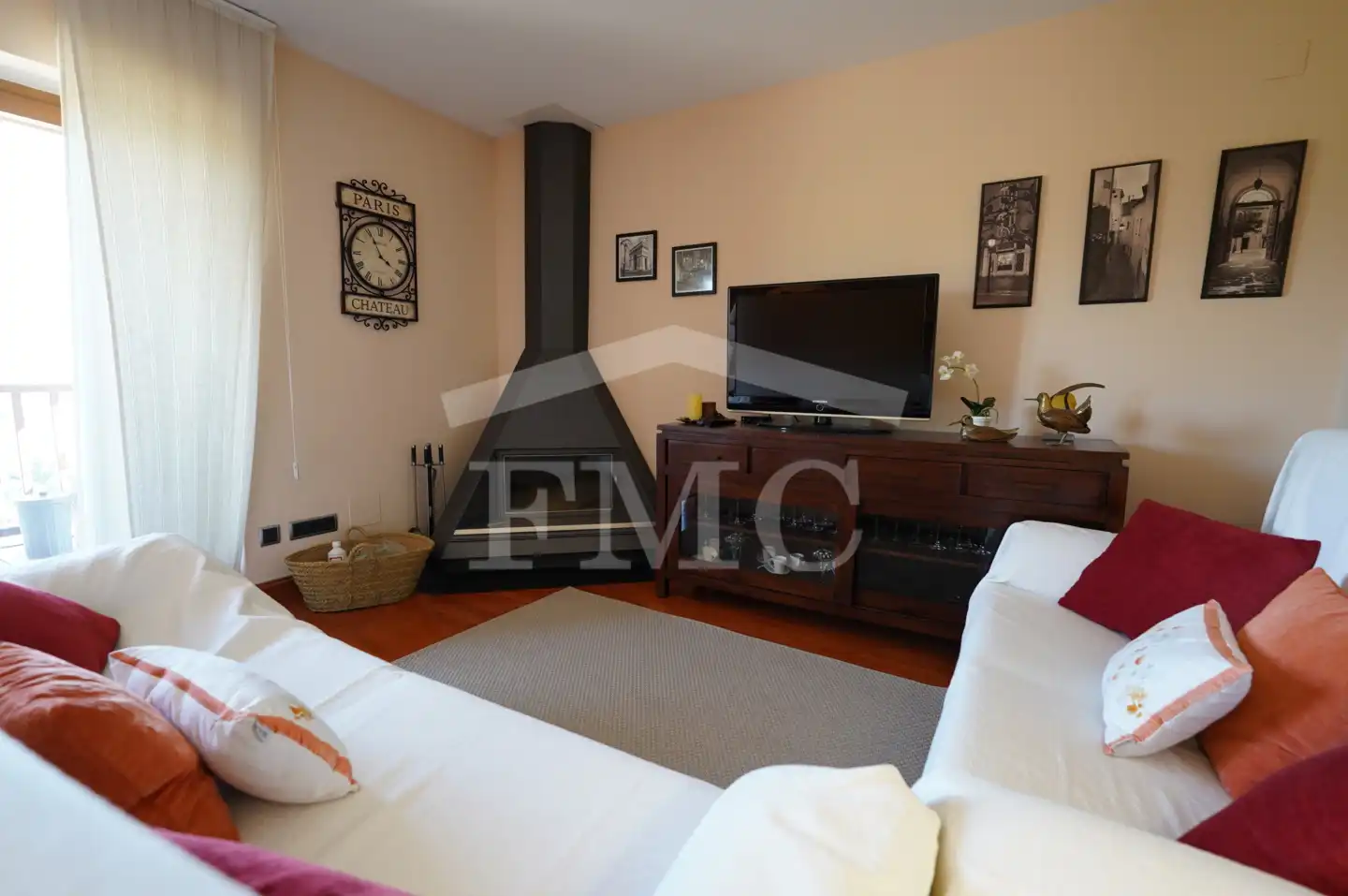 Sala d'estar de Pis en venda en Bolvir amb Calefacció, Parquet i Terrassa