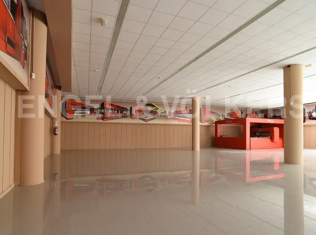 Nave industrial en venta en Sant Just Desvern