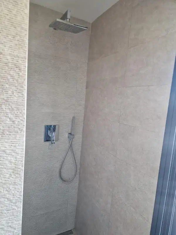 Baño de Casa o chalet de alquiler en Alhaurín de la Torre con Aire acondicionado, Calefacción y Jardín privado