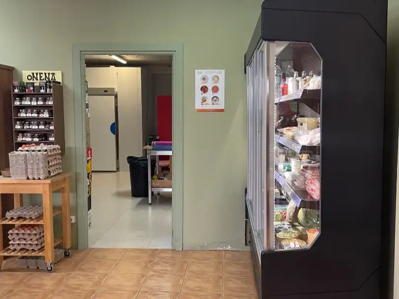 Gewerbefläche zur Übernahme in Passeig de l'Ametlla 18, imagen 3