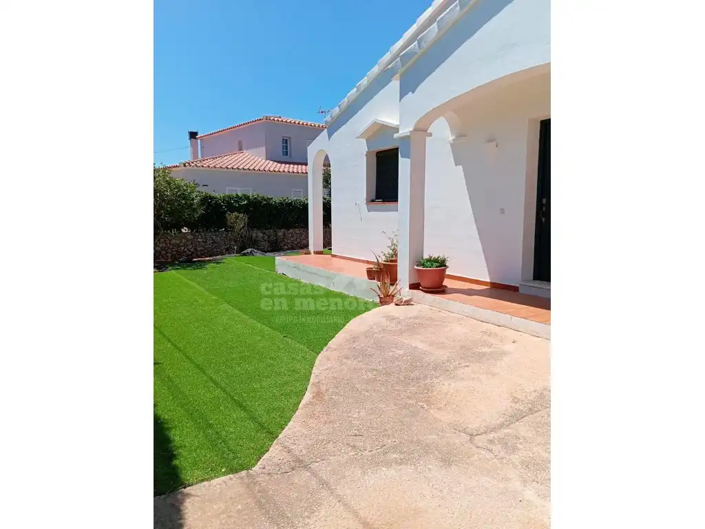 Vista exterior de Finca rústica en venta en Es Castell con Aire acondicionado, Terraza y Piscina