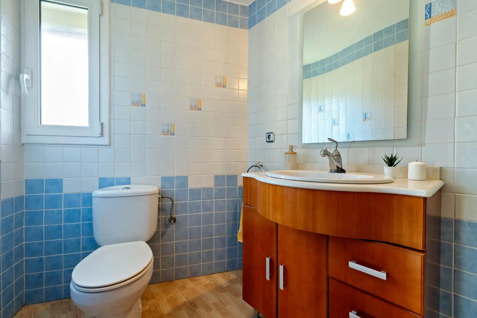 Bathroom of Houses for sale in Alforja  with Heating, Terrace and Storage room