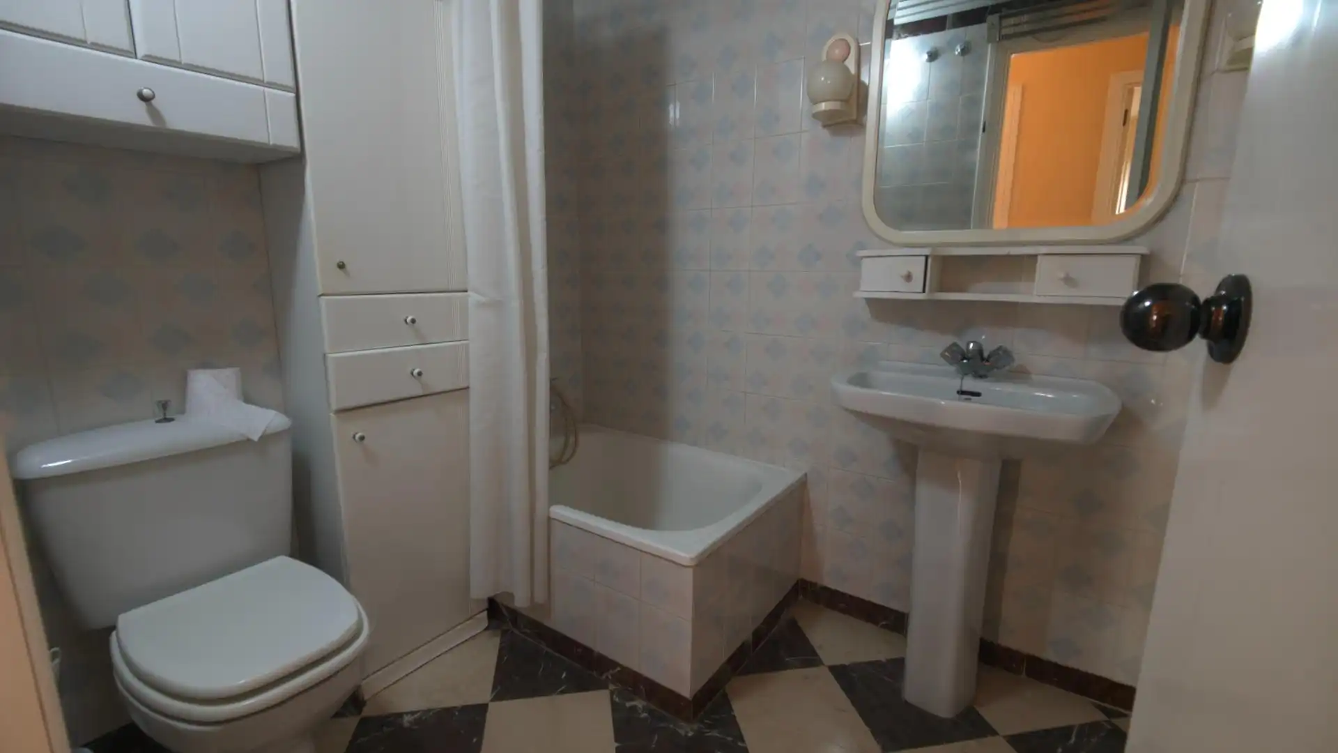 Bathroom of Flat for sale in Cenes de la Vega  with Air Conditioner, Heating and Balcony