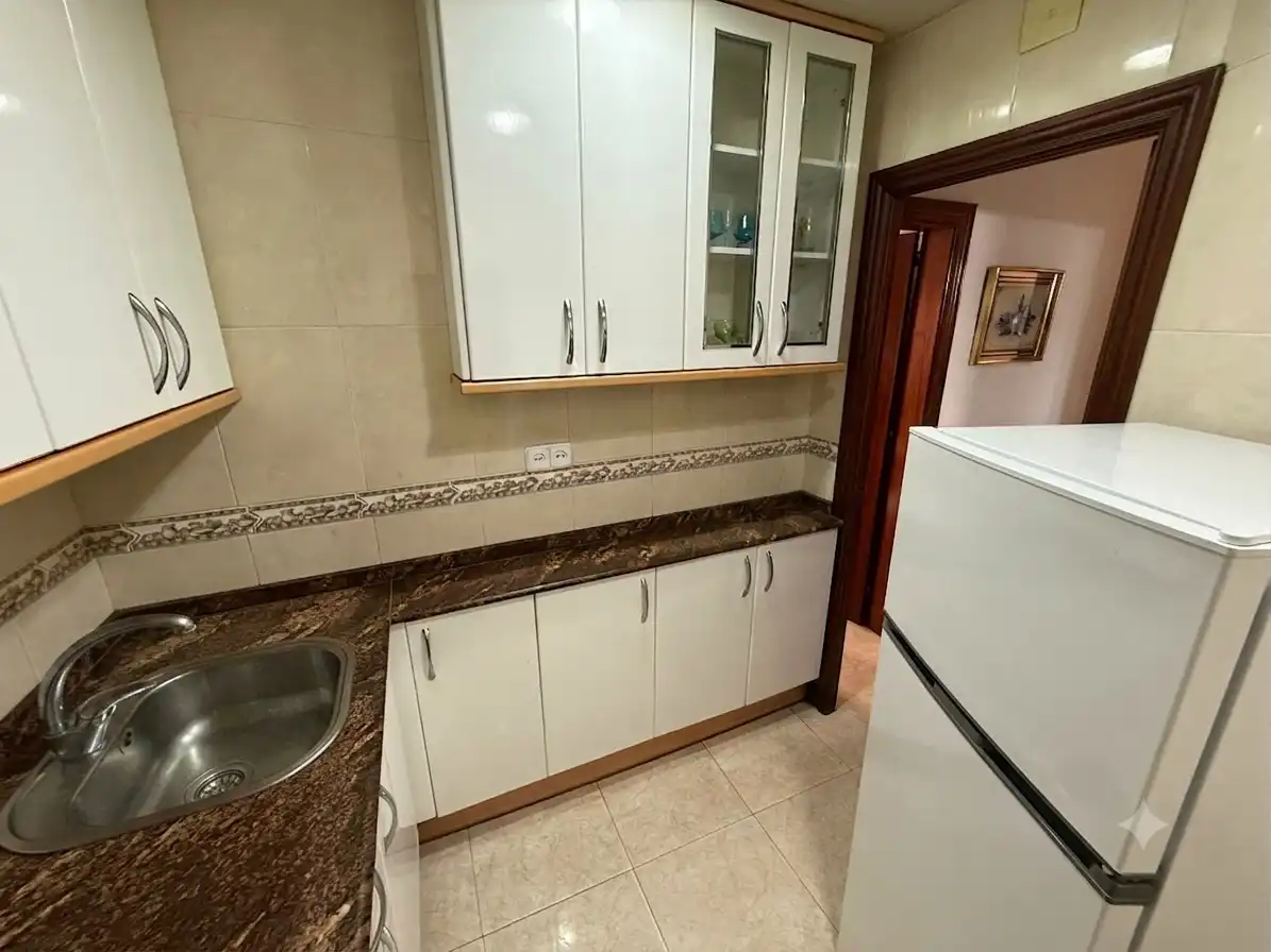 Küche von Wohnung zum Verkauf in Cornellà de Llobregat mit Alarm