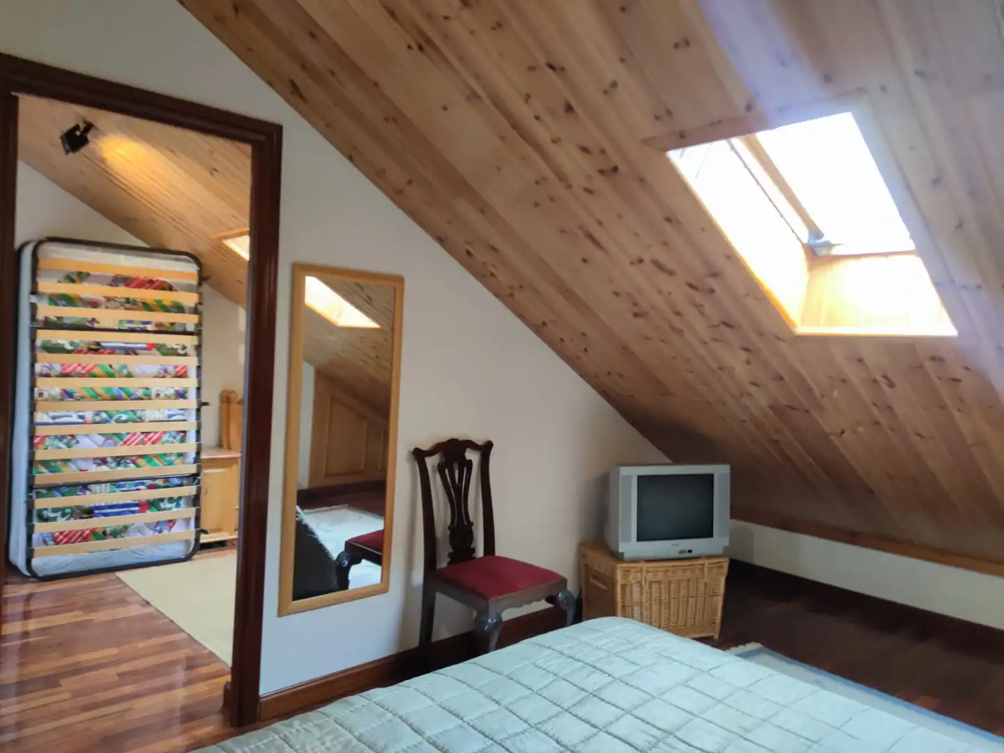 Habitación de Apartamento en venta en Ezcaray con Calefacción, Terraza y Trastero