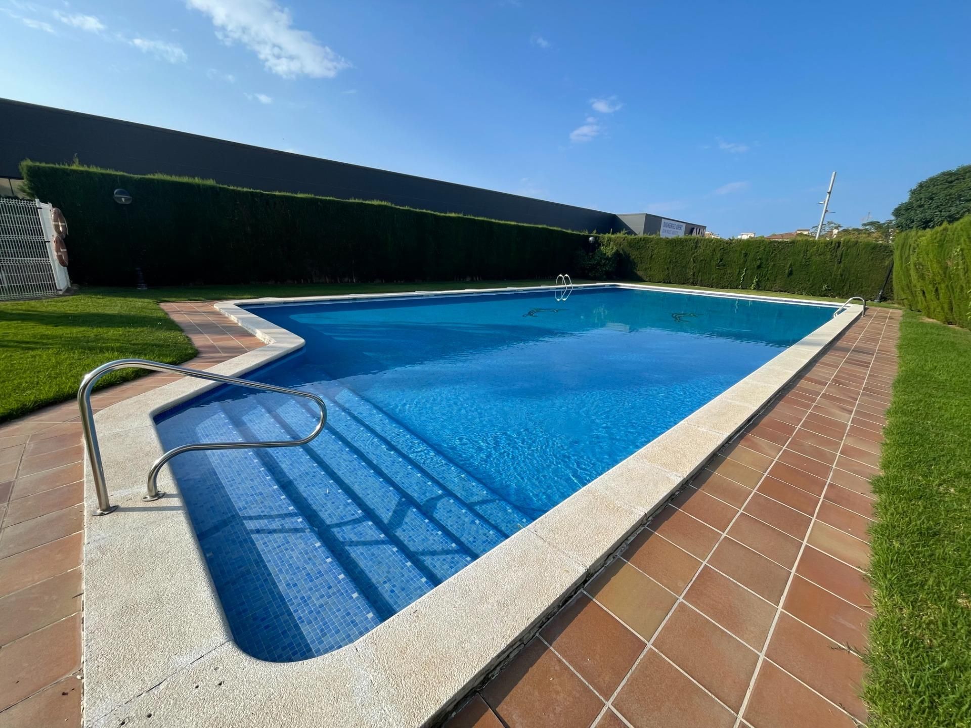 Swimming pool of Planta baja for sale in Cunit  with Heating, Private garden and Terrace