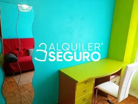 Bedroom of Flat for rent in Miranda de Ebro  with Heating and Furnished
