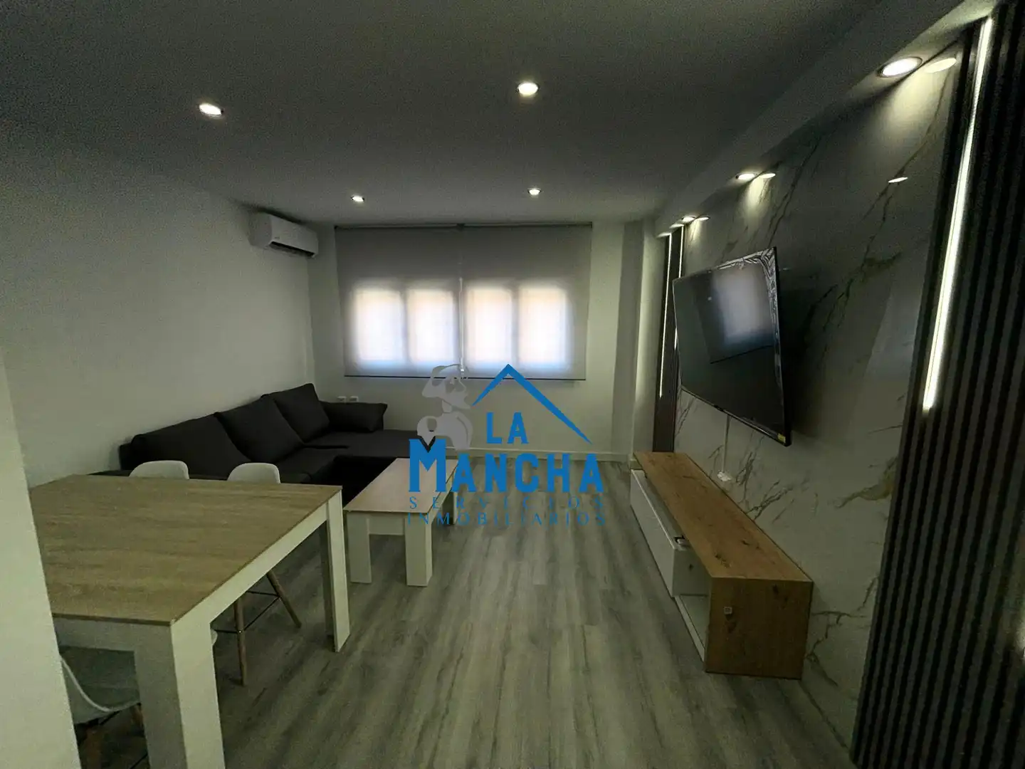 Living room of Flat for sale in Albacete  with Air Conditioner, Heating and Furnished