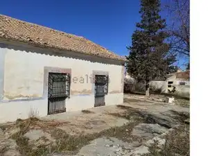 Terreno rústico en venta en Avenida San Isidro