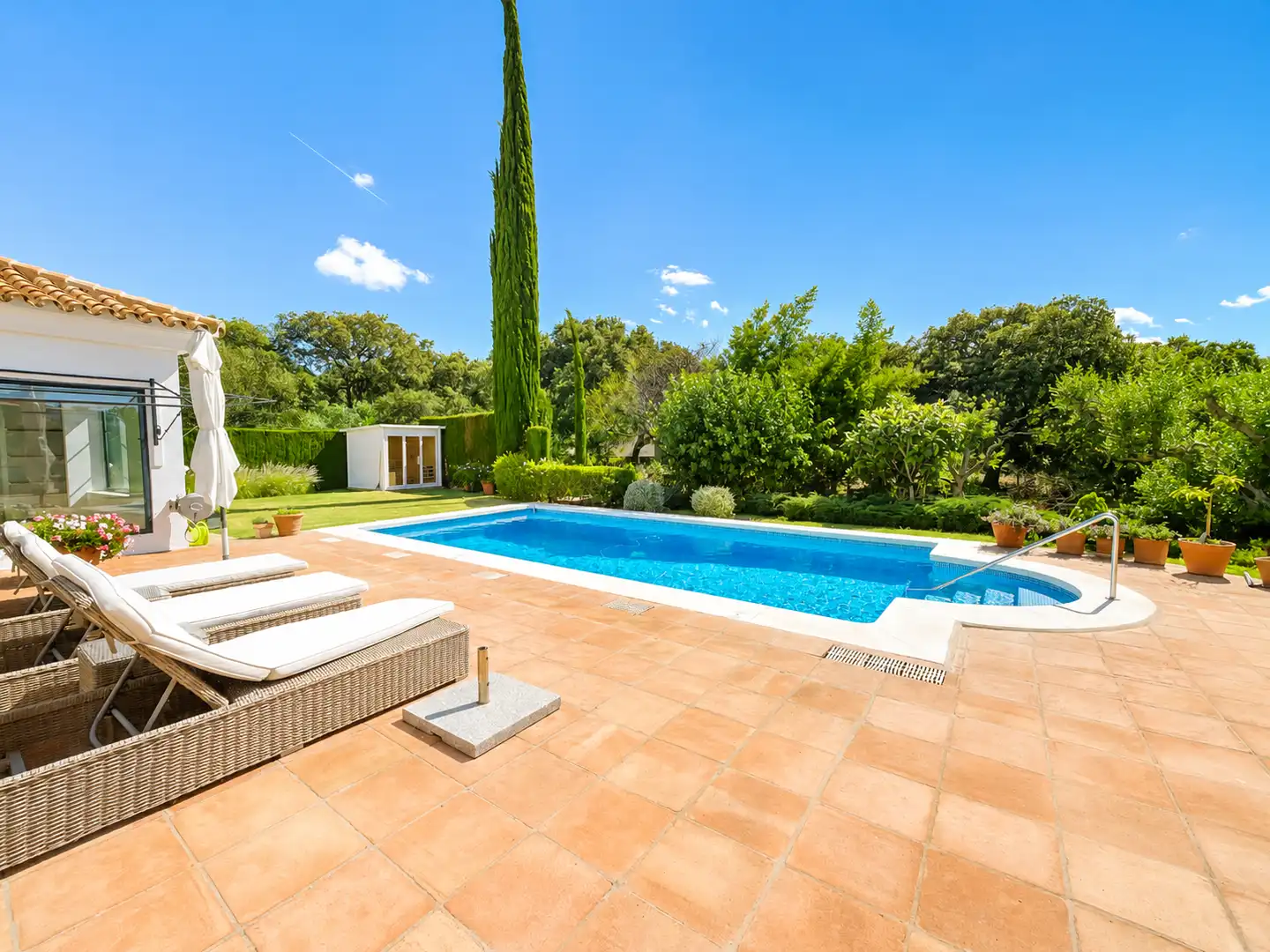 Piscina de Casa o xalet en venda en Sotogrande amb Aire condicionat, Jardí privat i Terrassa