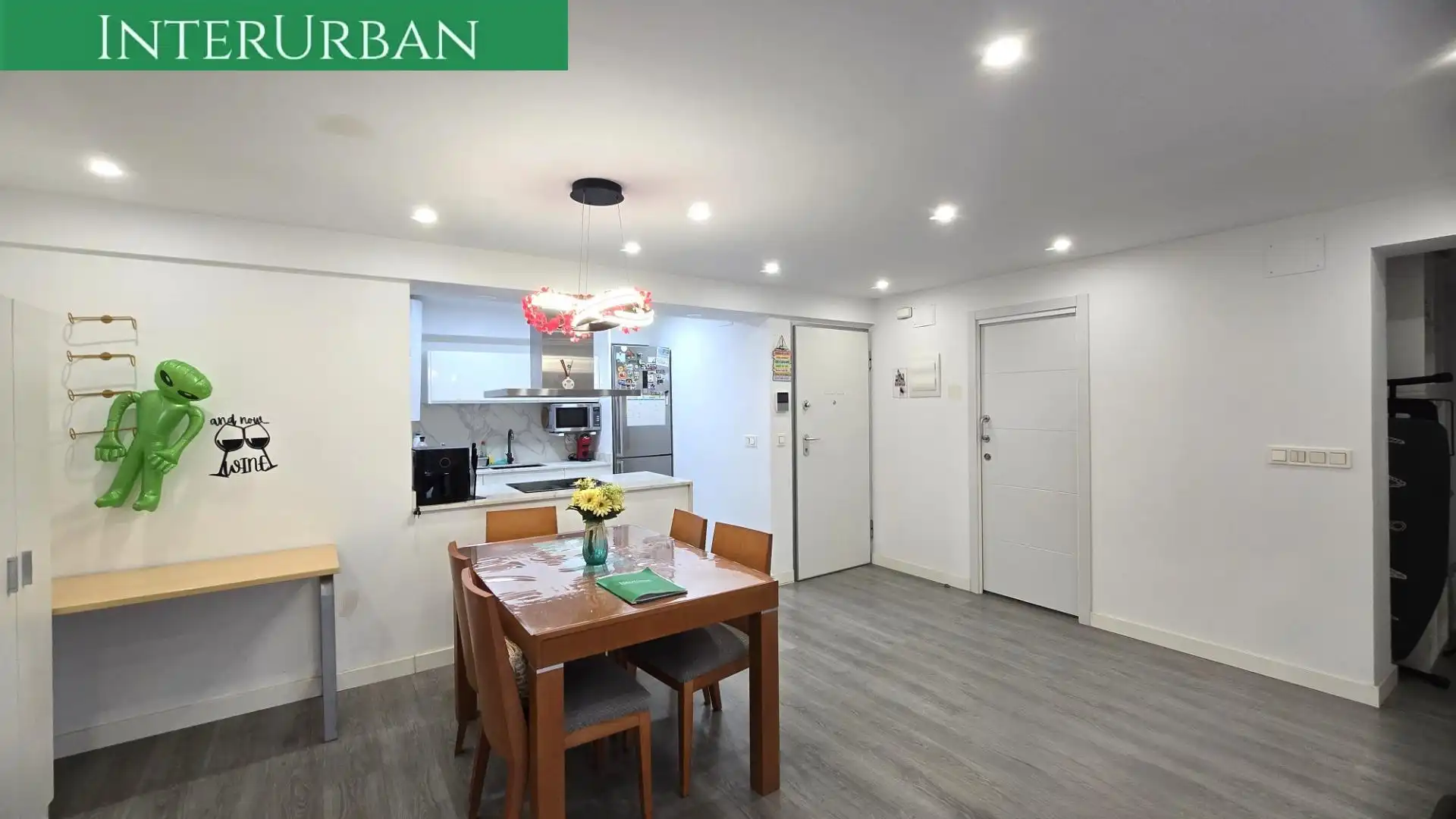 Piso en venta en Valencia con Aire acondicionado, Calefacción y Balcón