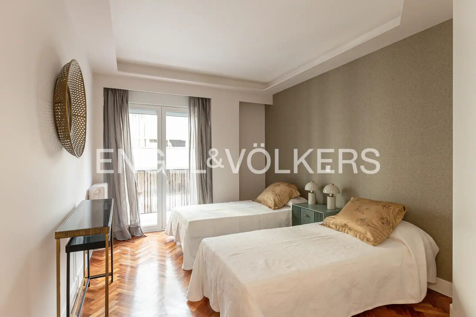 Schlafzimmer von Wohnung zum Verkauf in Madrid mit Klimaanlage, Heizung und Parkett