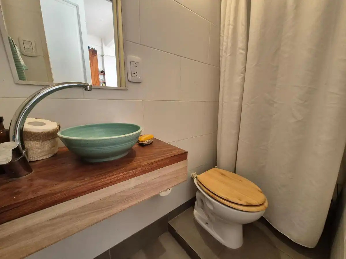 Baño de Piso en venta en Palafolls con Aire acondicionado, Calefacción y Horno