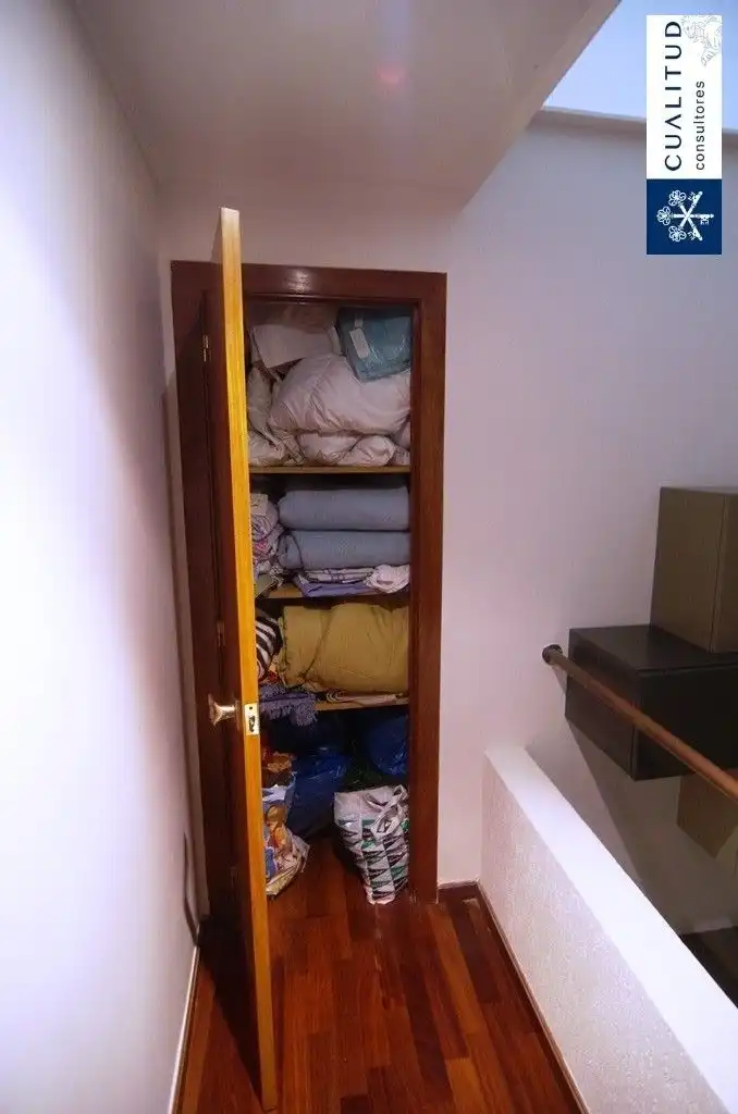 Habitación de Casa o chalet en venta en Castellón de la Plana / Castelló de la Plana con Calefacción, Parquet y Terraza