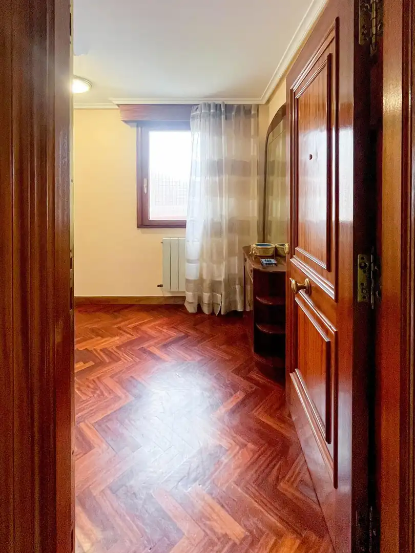 Bedroom of Flat for rent in Santander  with Heating, Parquet flooring and Terrace