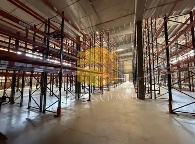 Industriegebäude mit Aufzug zur Miete in Carrer d'Àlaba 9