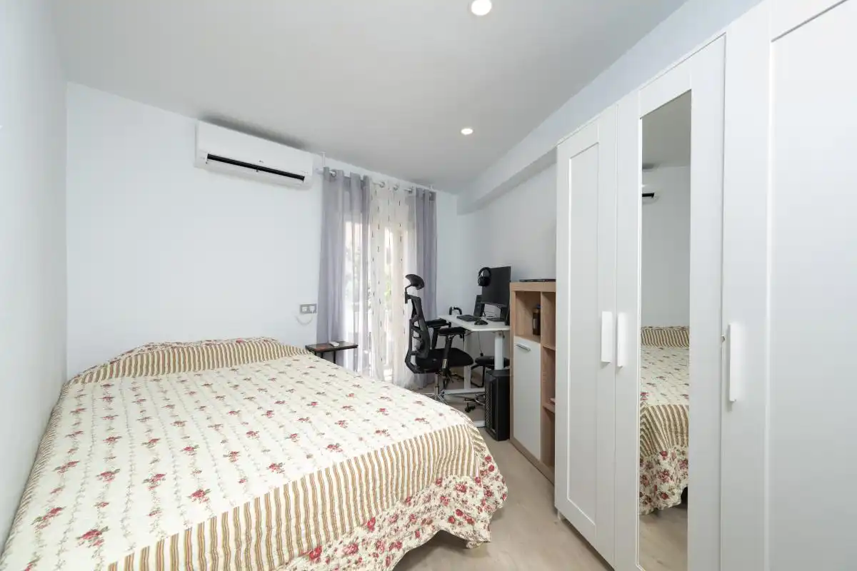 Bedroom of Flat for sale in Elche / Elx  with Air Conditioner and Heating