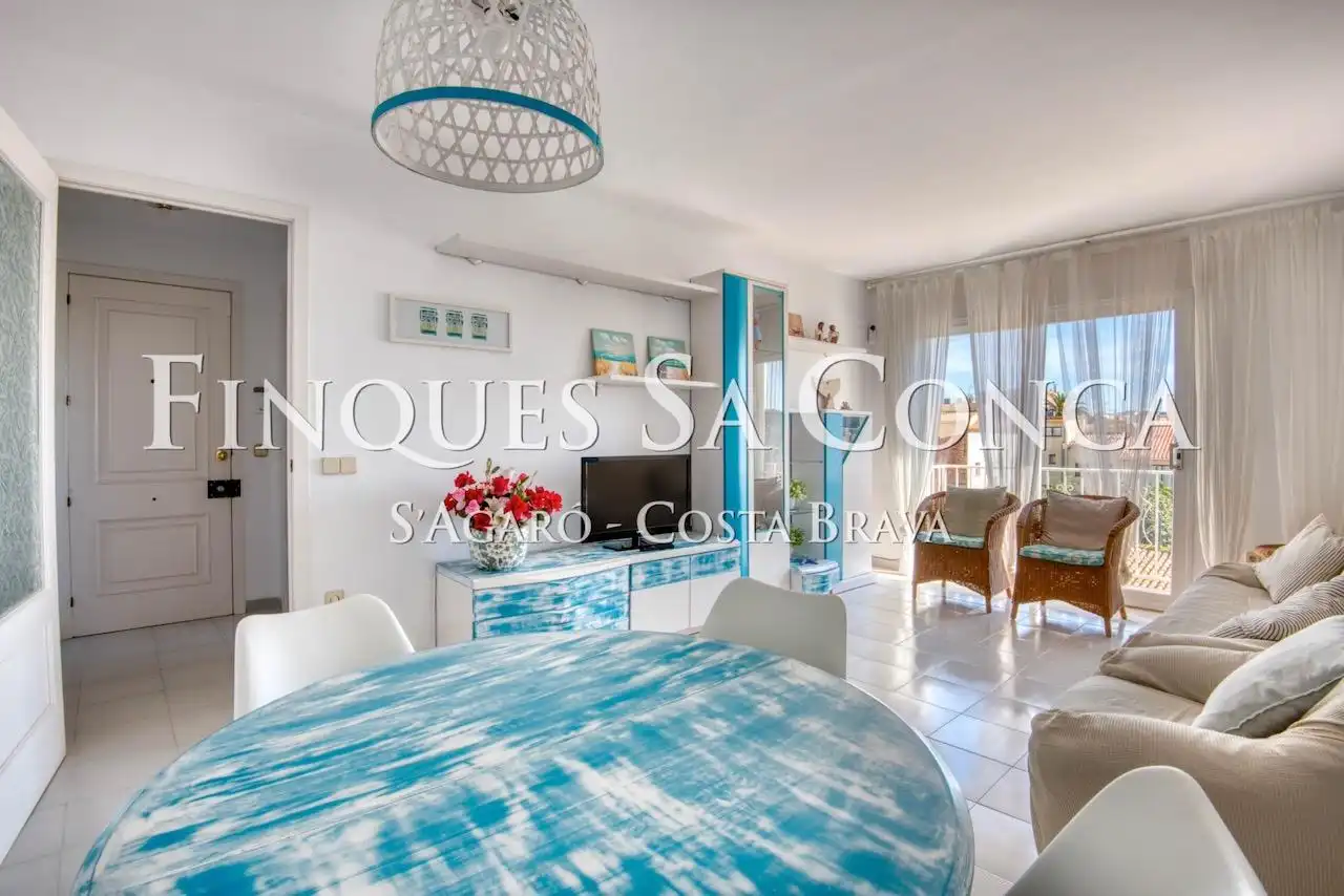 Sala d'estar de Apartament en venda en Sant Feliu de Guíxols amb Calefacció
